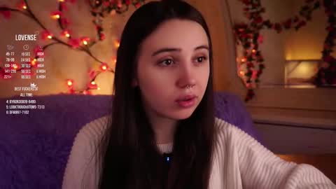 Snapshot of burnletitallburn chatting on 25, 11, 2025 Jessica online show from 25, 11, 2025