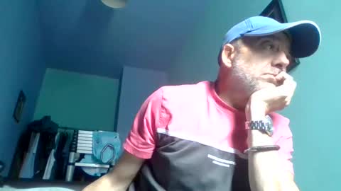 Snapshot of burnleyguy1977 chatting on 4, 6, 2026 burnleyguy1977 online show from 4, 6, 2026