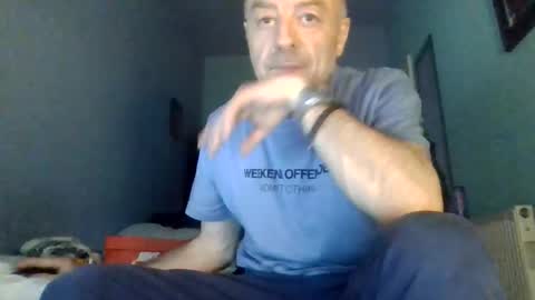 Snapshot of burnleyguy1977 chatting on 8, 6, 2026 burnleyguy1977 online show from 8, 6, 2026