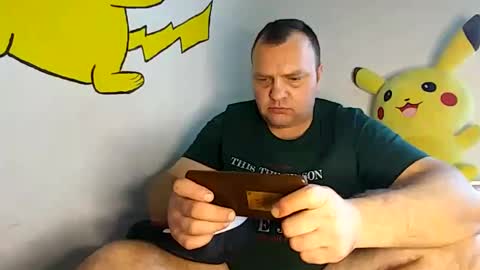 Snapshot of bury703709 chatting on 2, 1, 2025 Creazy dad online show from 2, 1, 2025