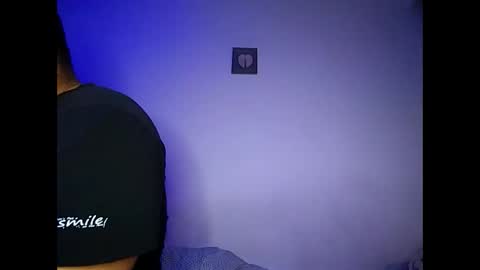 Snapshot of bury703709 chatting on 27, 10, 2025 Creazy dad online show from 27, 10, 2025