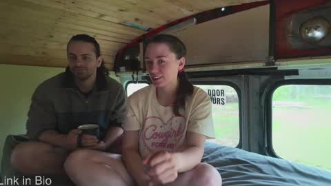 Snapshot of busbuddies chatting on 30, 5, 2026 busbuddies online show from 30, 5, 2026