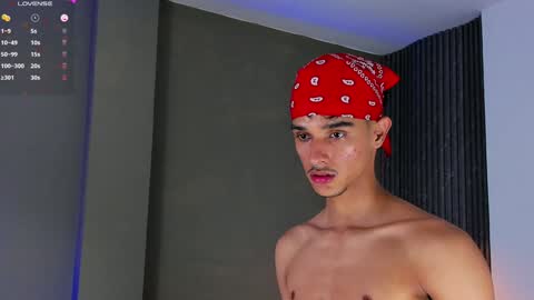 Buster independent model online show from 15, 12, 2024