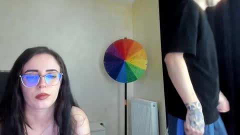 Snapshot of bustvee chatting on 22, 12, 2025 Max Andrea online show from 22, 12, 2025