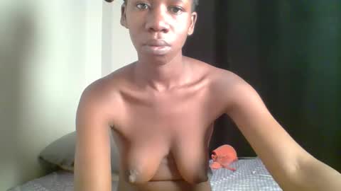 Snapshot of busty_garlie chatting on 25, 4, 2026 Jojo online show from 25, 4, 2026