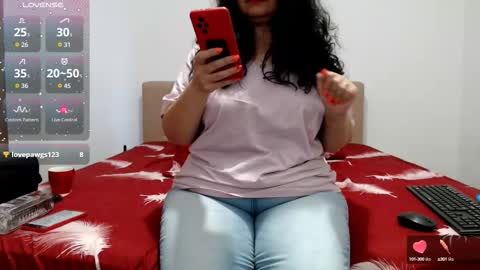 Snapshot of bustyemma chatting on 9, 9, 2025 Emma online show from 9, 9, 2025