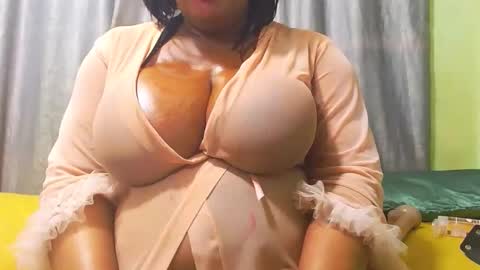 bustymaturestepmum online show from 24, 5, 2026