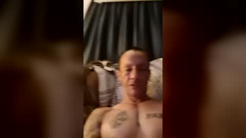 Snapshot of butnekked4u chatting on 15, 7, 2026 butnekked4u online show from 15, 7, 2026