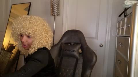 Snapshot of butterflybootyy chatting on 17, 12, 2025 butterfly booty online show from 17, 12, 2025