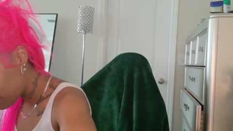 Snapshot of butterflybootyy chatting on 7, 2, 2026 butterfly booty online show from 7, 2, 2026