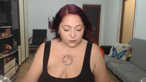 Snapshot of butterflywtf chatting on 20, 4, 2026 Mary online show from 20, 4, 2026