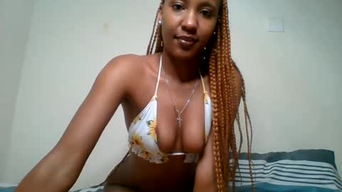 Snapshot of buttter_cup chatting on 15, 6, 2026 Claudia online show from 15, 6, 2026