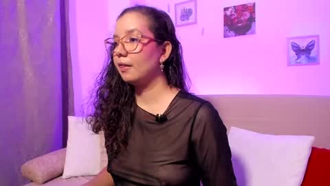 Snapshot of buunny_bella chatting on 29, 5, 2026 BUNNY BELLA online show from 29, 5, 2026