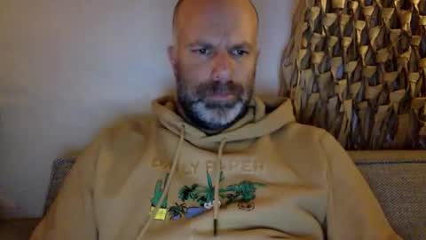 Snapshot of buurman1982isback chatting on 1, 10, 2025 buurman1982isback online show from 1, 10, 2025