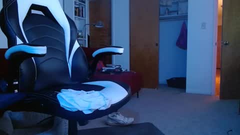 bwall1425 online show from 31, 12, 2024