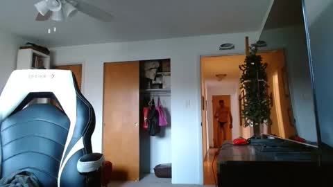 bwall1425 online show from 31, 3, 2026