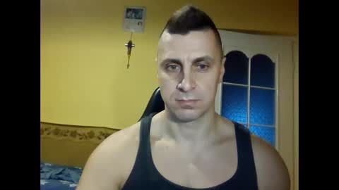Snapshot of bzykacz1988 chatting on 17, 12, 2025 bzykacz1988 online show from 17, 12, 2025