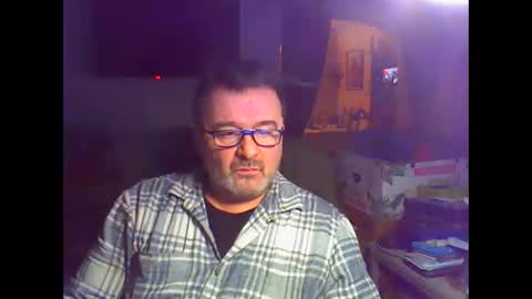 Snapshot of cadir53 chatting on 1, 2, 2026 cadir53 online show from 1, 2, 2026