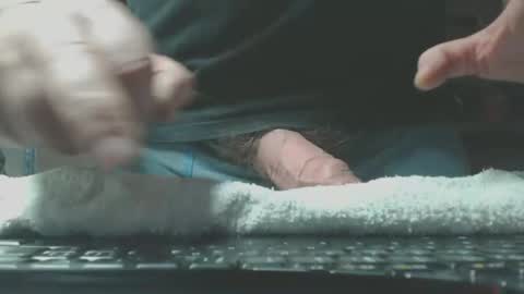 Snapshot of cadir53 chatting on 17, 4, 2026 cadir53 online show from 17, 4, 2026