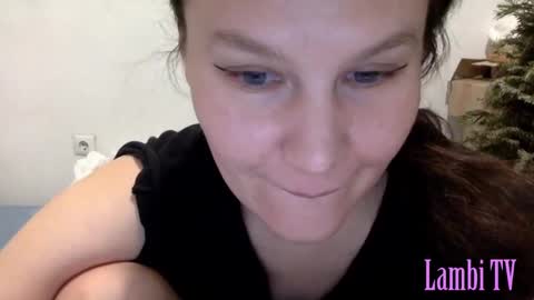 Snapshot of caffeinated_lamb chatting on 19, 1, 2025 Lamb online show from 19, 1, 2025