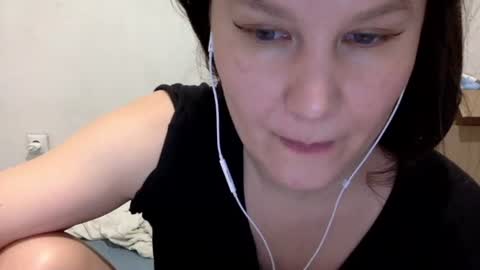 Snapshot of caffeinated_lamb chatting on 8, 11, 2025 Lamb online show from 8, 11, 2025