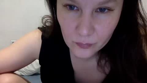 Snapshot of caffeinated_lamb chatting on 13, 11, 2025 Lamb online show from 13, 11, 2025