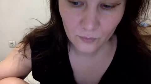 Snapshot of caffeinated_lamb chatting on 14, 11, 2025 Lamb online show from 14, 11, 2025