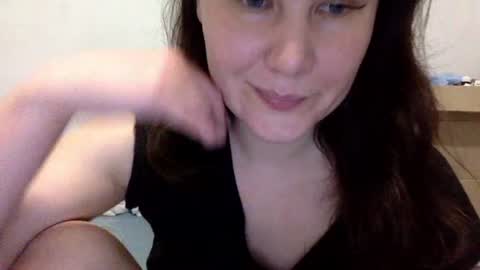 Snapshot of caffeinated_lamb chatting on 18, 11, 2025 Lamb online show from 18, 11, 2025