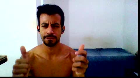 Snapshot of caiox69 chatting on 22, 4, 2026 caiox69 online show from 22, 4, 2026