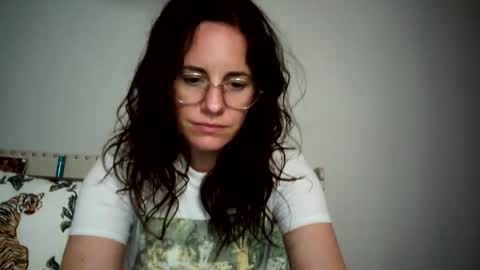 Snapshot of caitie__citrine chatting on 26, 12, 2024 Caitie Citrine online show from 26, 12, 2024