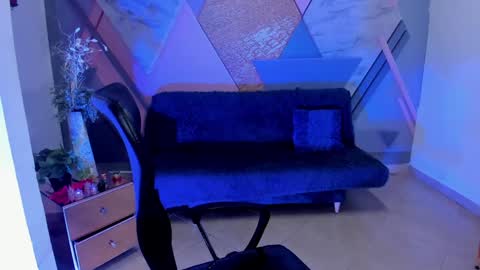Snapshot of caitlyn_jones chatting on 13, 1, 2025 Caitlyn online show from 13, 1, 2025
