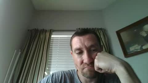 Snapshot of calbry82 chatting on 23, 3, 2026 calbry82 online show from 23, 3, 2026