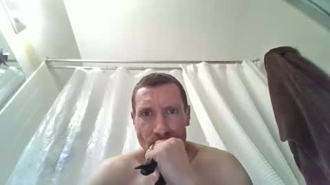 Snapshot of calbry82 chatting on 31, 3, 2026 calbry82 online show from 31, 3, 2026