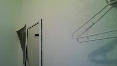 Snapshot of calbry82 chatting on 3, 4, 2026 calbry82 online show from 3, 4, 2026