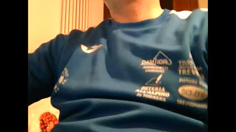 Snapshot of caldoski chatting on 5, 11, 2025 caldoski online show from 5, 11, 2025