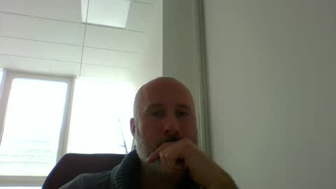 Snapshot of caldoski chatting on 6, 5, 2026 caldoski online show from 6, 5, 2026