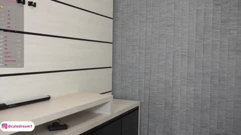 Snapshot of calehot98 chatting on 2, 2, 2025 https online show from 2, 2, 2025