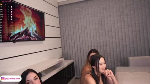 Snapshot of calehot98 chatting on 10, 11, 2025 https online show from 10, 11, 2025