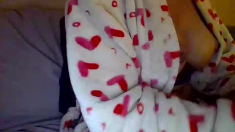 Snapshot of caligirl310r chatting on 3, 1, 2025 Caligurl Queen Head Fluffer In Charge Goddess of Cocktease Mistress of Holes online show from 3, 1, 2025