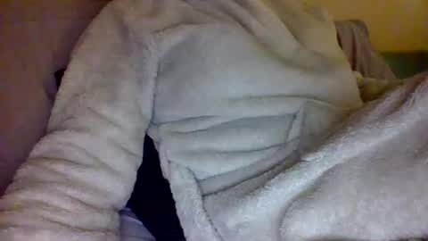 Snapshot of caligirl310r chatting on 25, 1, 2025 Caligurl Queen Head Fluffer In Charge Goddess of Cocktease Mistress of Holes online show from 25, 1, 2025