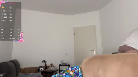 Snapshot of caliiie_of chatting on 13, 9, 2025 Caliiie of online show from 13, 9, 2025