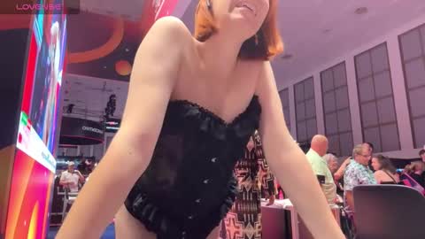 Snapshot of caliiie_of chatting on 27, 9, 2025 Caliiie of online show from 27, 9, 2025