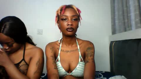 Snapshot of calin_3 chatting on 25, 9, 2025 calin online show from 25, 9, 2025