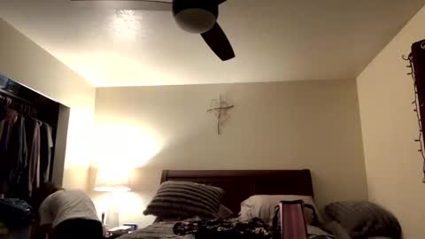 calishop1 online show from 6, 1, 2025