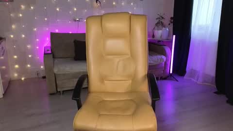 Dasha       inst       dasha is nice online show from 2, 11, 2025