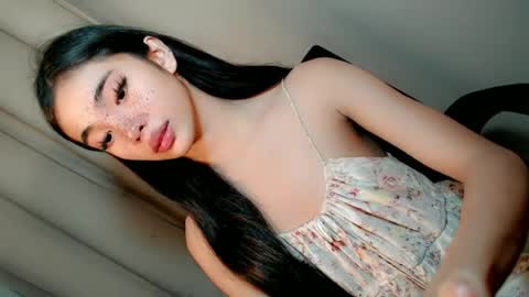 Snapshot of call_me_nina chatting on 20, 6, 2026 call_me_nina online show from 20, 6, 2026