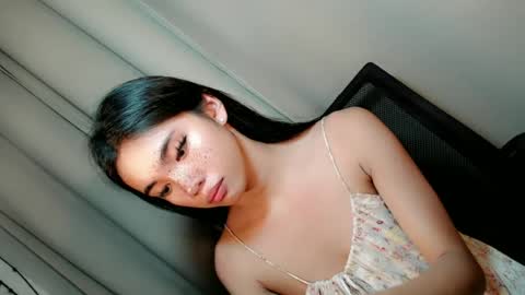 Snapshot of call_me_nina chatting on 22, 6, 2026 call_me_nina online show from 22, 6, 2026
