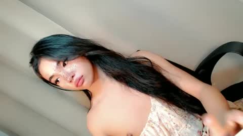 Snapshot of call_me_nina chatting on 26, 6, 2026 call_me_nina online show from 26, 6, 2026