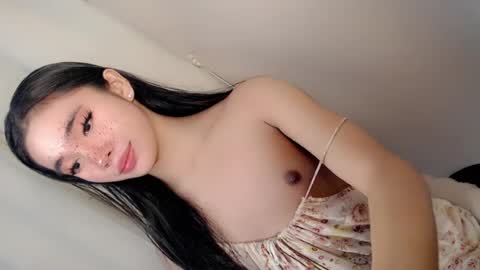 Snapshot of call_me_nina chatting on 10, 7, 2026 call_me_nina online show from 10, 7, 2026