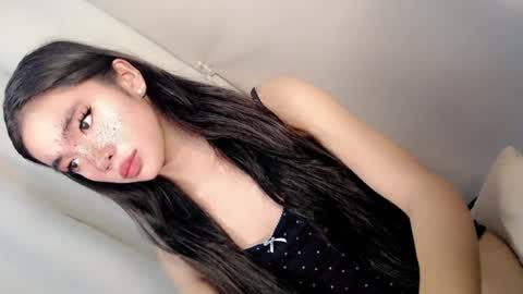 Snapshot of call_me_nina chatting on 20, 7, 2026 call_me_nina online show from 20, 7, 2026